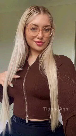 Good Size for a Titty Fuck: A Busty Brunette's Sultry Selfie'
