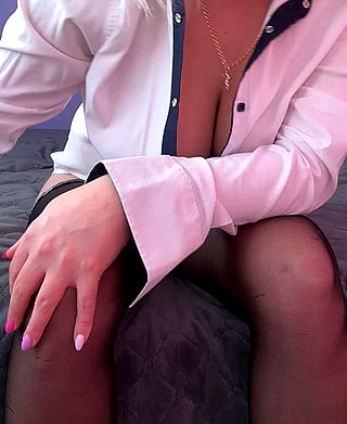 Chubby MILF's Natural Tits: Let's Play!'