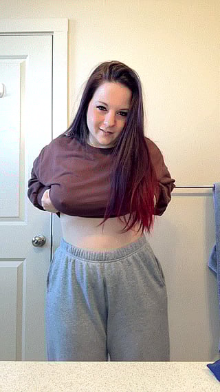 Big Natural Mom Tits'