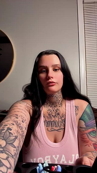Big Tits Drop: A Tit-illating Experience'
