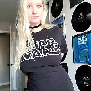 Happy titty Tuesday! Here's my Star Wars titties :) [oc] [gif]'