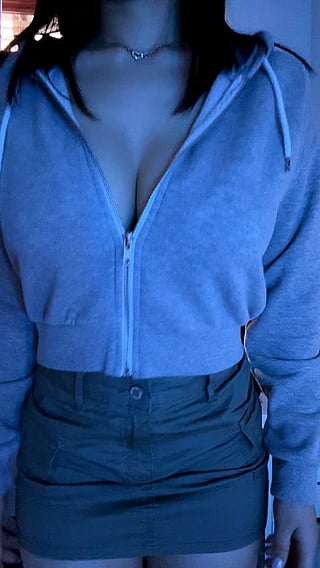 Asian Babe Reveals Her Natural F19 Boobs on OnlyFans'