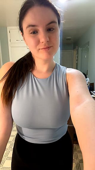 Big Naturals Drop: Brunette Boobs and Amateur Titty Drop'