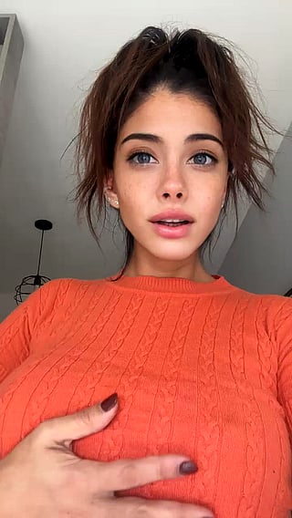 Squeeze My Tits: A Girl's Wish'