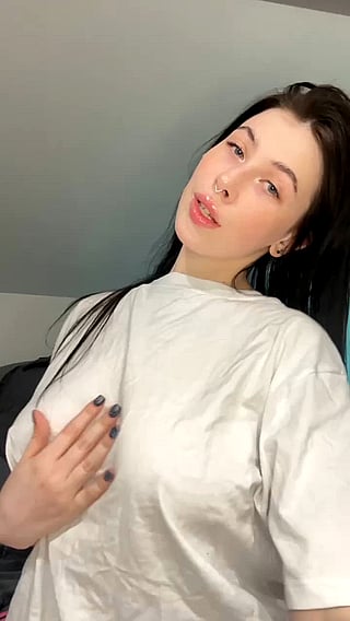 Busty Reveal: Tits Exposed'