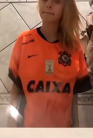 Bathroom Titty Drop: Amateur, Big Tits, and Titty Slips'