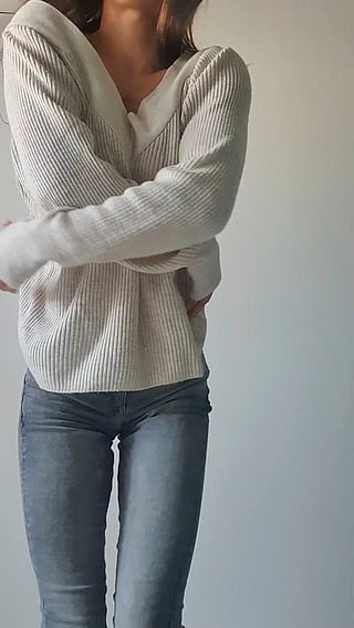 Hot in Here: Petite Amateur with Natural Tits and Pussy'