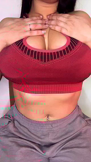 Big Tits Show Off in Red Sports Bra'