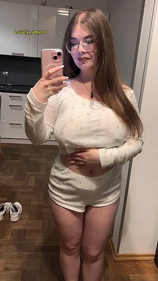 Big Tits G Cup Natural OnlyFans: Shoot Your Load on My Huge Tits'