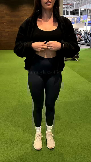 Big Tits on Display: A Gym Body Showcase'