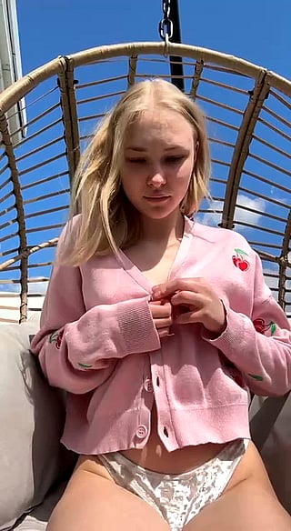 Exclusive Surprises: 18-Year-Old Blonde Petite Pornstar Reveals Natural Tits'