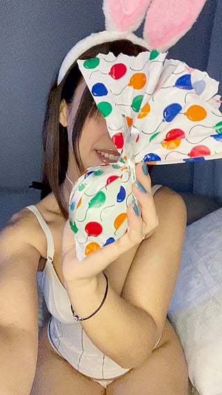 Revealing Tits During Easter: An Amateur Teen Moment'