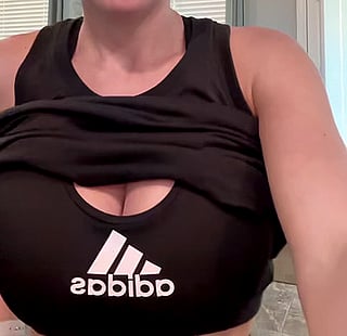Sweaty Gym Chick Shows Off Her Big Tits'