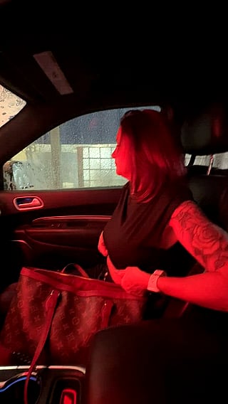 Car Wash Boob Bounce: A Fun and Exciting Amateur Video'