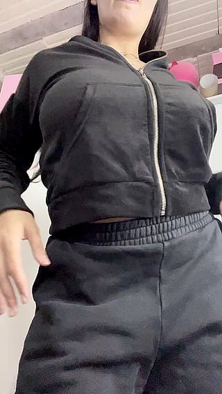 Grab Those Tits: Big Tits Amateur Video'