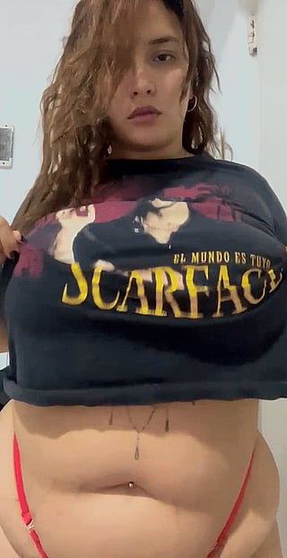 Busty Latina Reveals Her Titties'