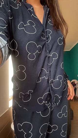 Mickey Mouse Blowjob: MILF Masturbating with Boobs'