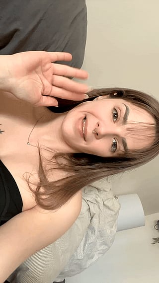 Happy Friday Everybody Reveal: Let's Show Off Our Awesome Stuff!'