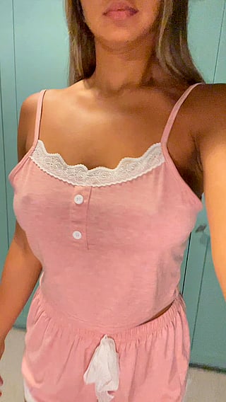 Sunday Fun Day: Titty Reveal'