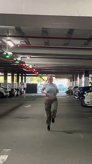Titty Drop and Bounce in Public: Amateur, Big Tits, Boobs, Solo'