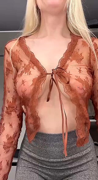 Big Tits Show: 'I Took These Beauties Out for a Lil Attention''