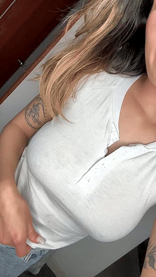 Harder Reveal: Grab My Tits'