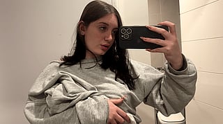 College Chick Reveals Her Boobs in Epic Fashion'