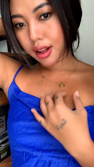 Perfectly Bouncing Tits: Amateur OnlyFans Video'