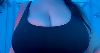 Big Tits OnlyFans Sale: 'Hope you're not tired of seeing my boobs' - Amateur, Homemade, Huge Tits, Natural Tits, Pornstar, Tits'