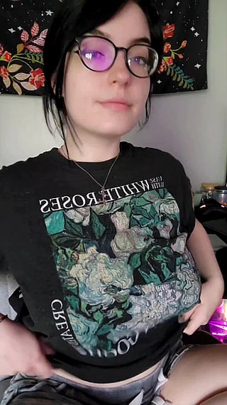 Titty Drop: A Cute and Relaxing Experience'