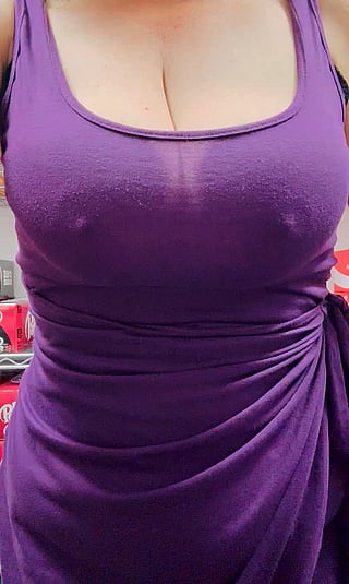 Purple Titty Drop: Big Tits, Blonde, and Bouncing Nipples'