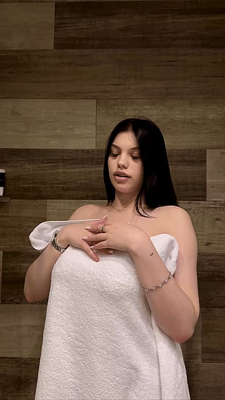 Goodbye Towel Reveal: A Sizzling Shower Scene'