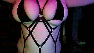 Perfect to Suck On: A Sizzling Sensual Video'