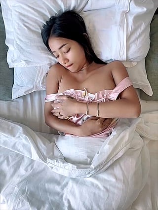 Half Indian Half Chinese MILF Reveals Her Boobs'