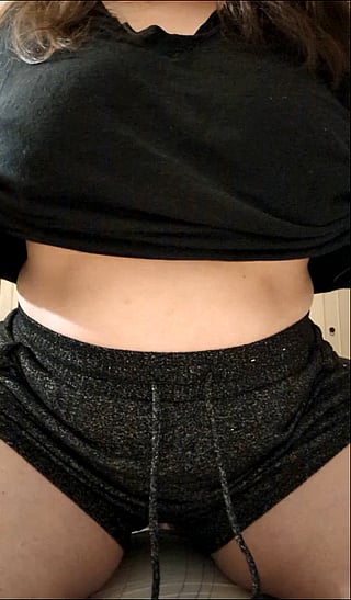 Big Tits MILF: Obsessed with Nipple Play'
