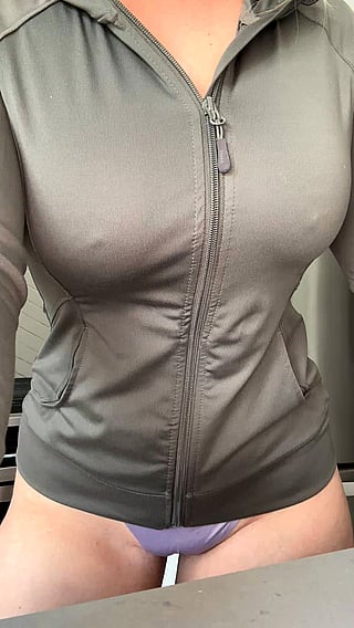 Big Tits MILF: Tits You Don't Mind Pulling Out and Glazing'