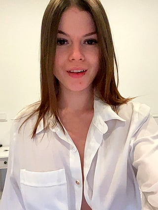 Big Tits Reveal: A Fantastic Amateur Moment'