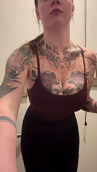 Titty Drop: Big Tits, Boobs, and a Little Extra for Ya'