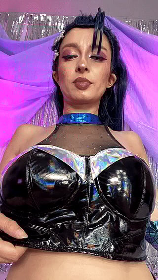 Titty Drop: Watch Them Fall and Hear Your Jaw Drop'