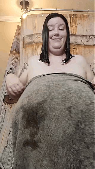 BBW Shower Reveal: A Sizzling Sight!'