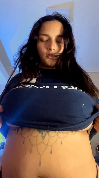 Drop Your Tits in Front of Strangers: The Best Feeling'