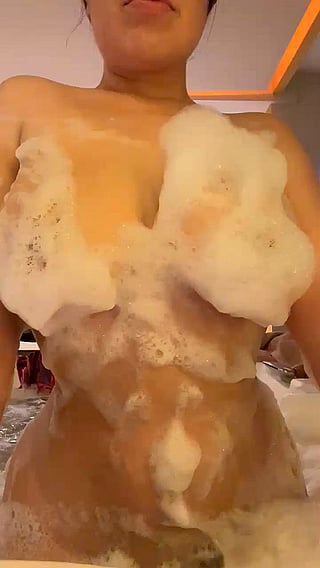 Big Tits Reveal: Soapy Fun with a Latina Babe'