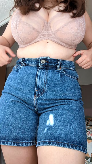Bouncing Big Tits: Amateur OnlyFans Video'