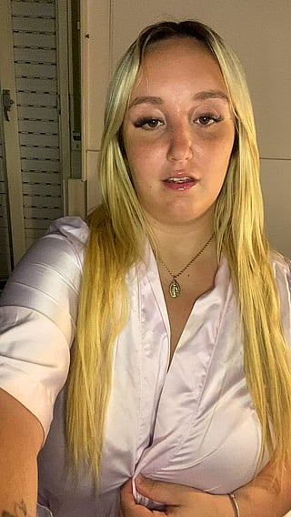Blonde Babe with DD Cup: 'Nature's Grown Beauty, Loved by All''