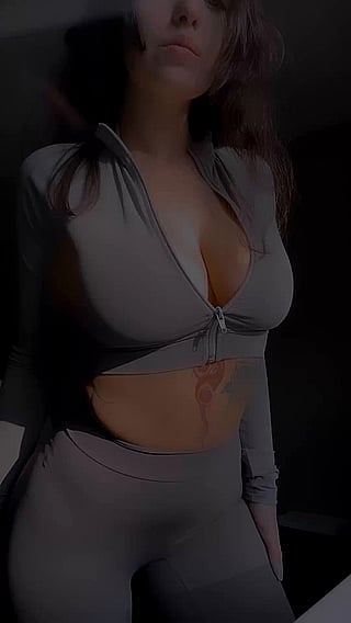 Big Tits, Big Ass: The Ultimate Amateur Experience'