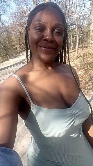 Flashing Boobs in Public: A Beautiful Day to Show Off'