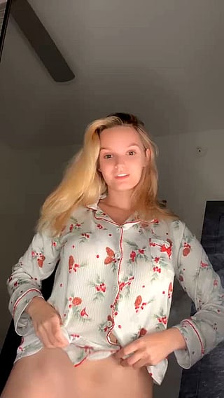 Big Tits Reveal: A Surprisingly Huge Tease'