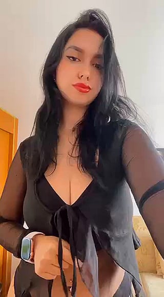 Big Tits Reveal: Black Shirt Matches Nipples Perfectly'