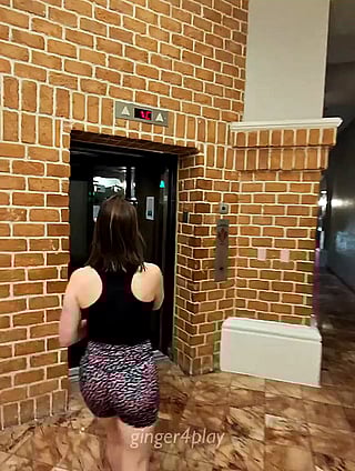 Wife Flashes Hubby in Elevator, Gets Caught by People Outside'
