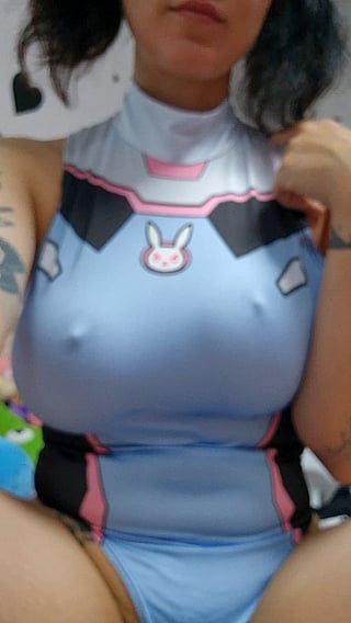 Revealing My Titties: An Amateur Big Tits Unpacking'